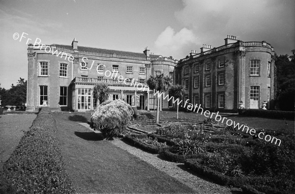 BANTRY HOUSE EXTERIOR